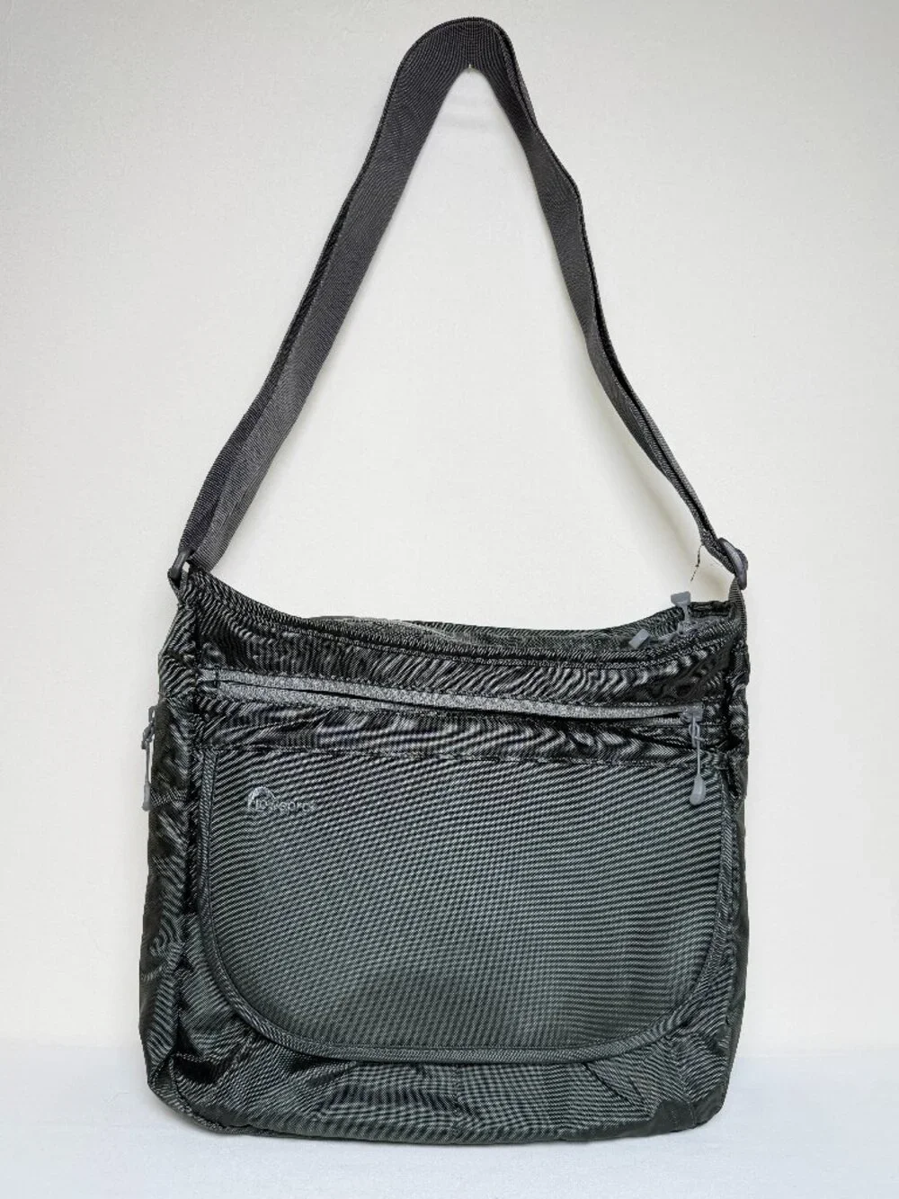 LOWEPRO StreamLine 250 Camera Shoulder Bag Travel Crossbody Gray